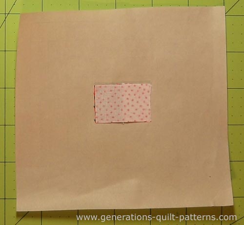 Easy Log Cabin Quilt Pattern: Paper Pieced to Perfection