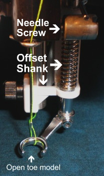 Darning foot with a open toe and offset shank