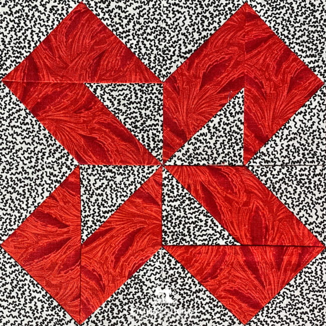 The Colorado Beauty quilt block