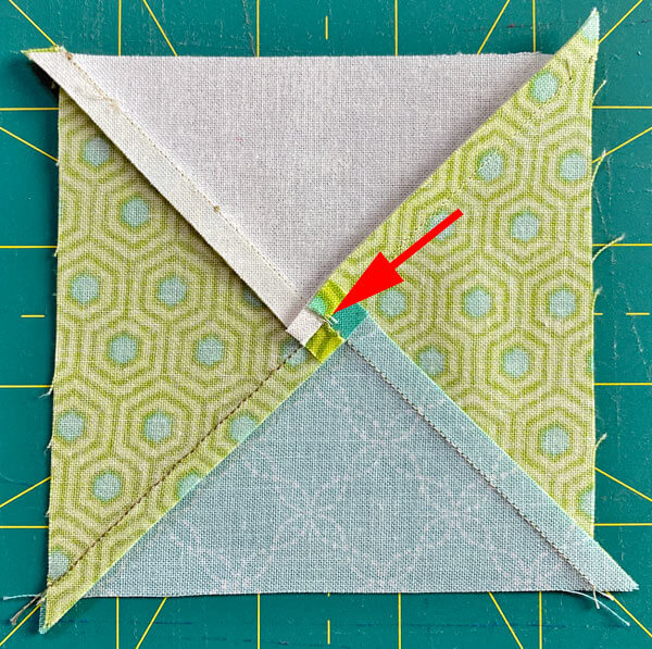 A twirled or fanned SA to distribute bulk A twirled or fanned SA to distribute bulk