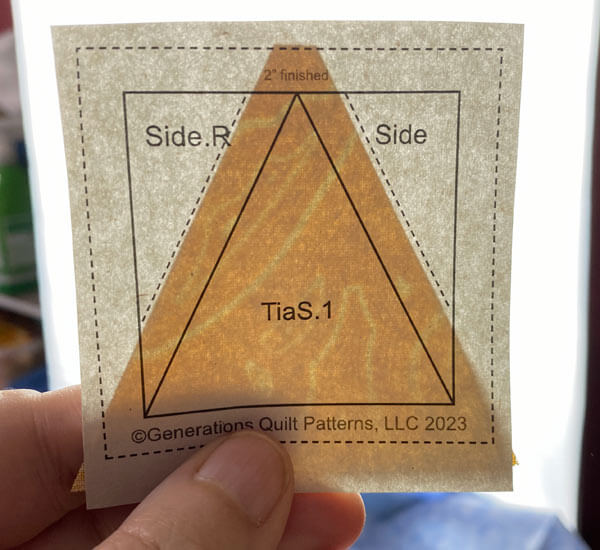 Position the TiaS.1 on the unprinted side of the pattern Position the TiaS.1 on the unprinted side of the pattern