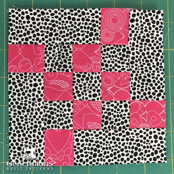 The finished sample Flying Squares quilt block