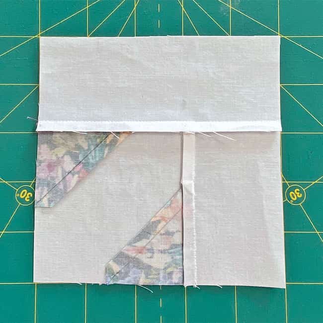 The stitched Corner from the backside shows the pressed SAs