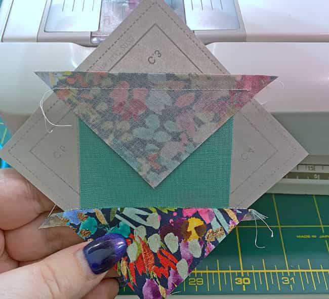 The seam runs from outside edge to outside edge after attaching C.3 to Center.1 The seam runs from outside edge to outside edge after attaching C.3 to Center.1