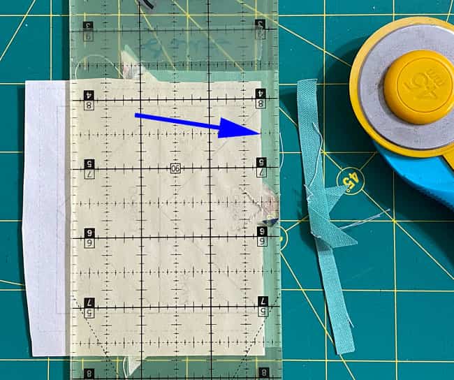 Trim away the excess fabric from the Sky.1s and leave a 1/4" SA Trim away the excess fabric from the Sky.1s and leave a 1/4" SA