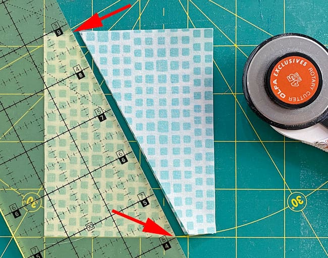 Subcutting the Corner rectangles into triangles Subcutting the Corner rectangles into triangles
