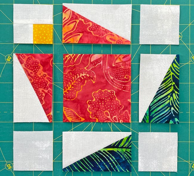 Arrange your patches into the Magnolia Bud design Arrange your patches into the Magnolia Bud design