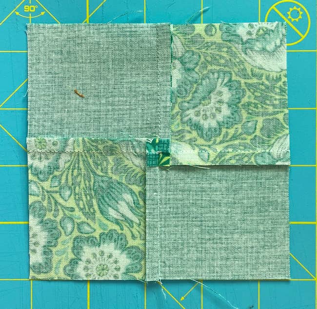 The fanned or twirled seam allowance The fanned or twirled seam allowance