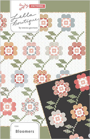 Bloomers quilt pattern by Lella Boutique
