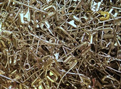 Safety pins canada discount