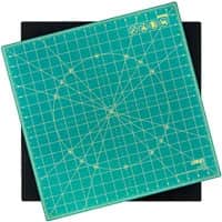 A rotating cutting mat for trimming patches